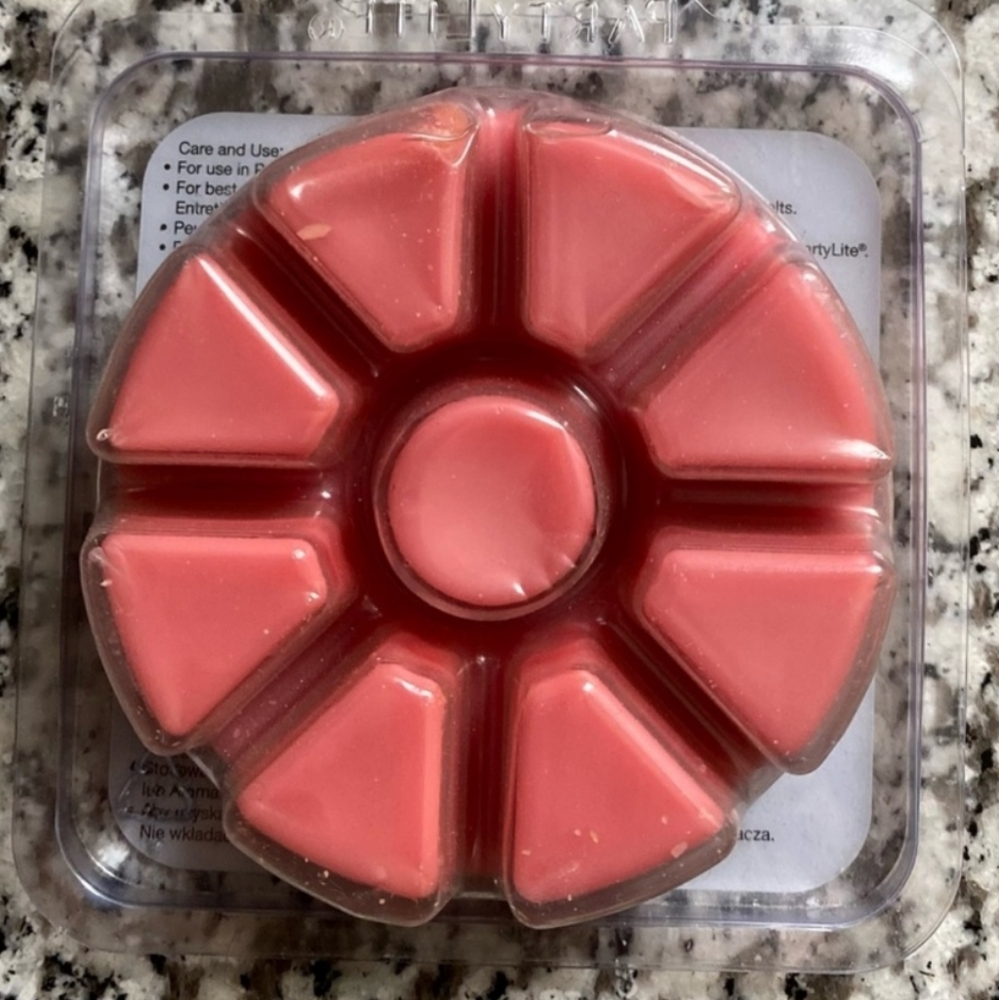 PartyLite ScentPlus Melts - Cherry Blossom - Picture 2 of 2